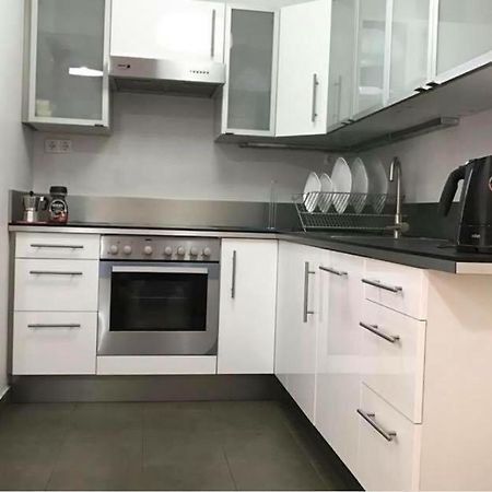 Astoria Metro Apartment Budapest Bagian luar foto