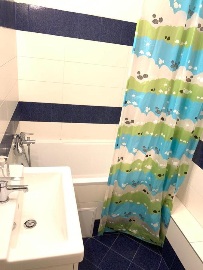 Astoria Metro Apartment Budapest Bagian luar foto