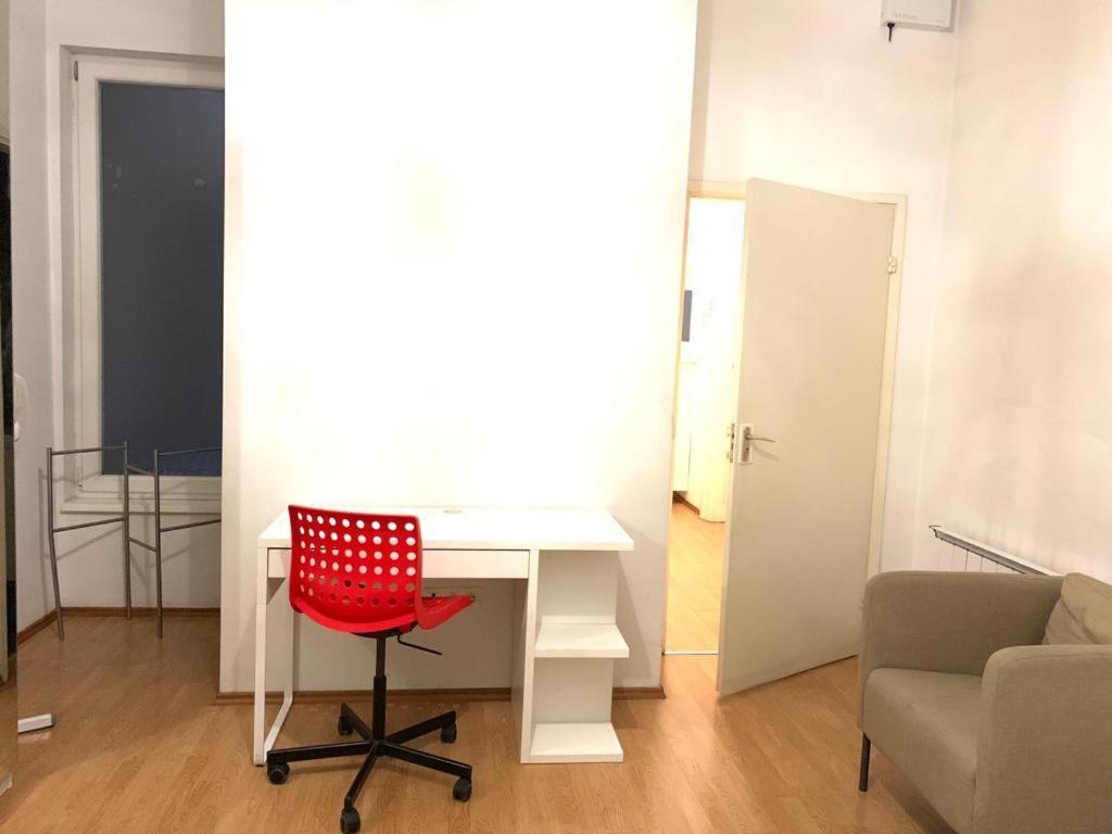 Astoria Metro Apartment Budapest Bagian luar foto